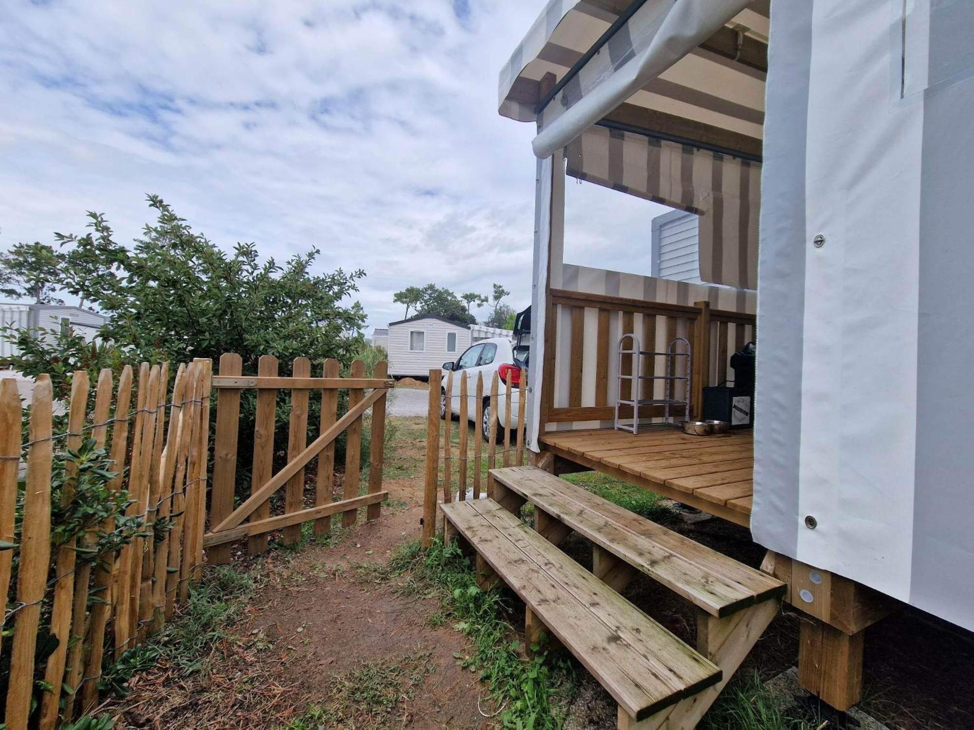 Mobil Home Tout Confort Сент-Илер-де-Рье Экстерьер фото